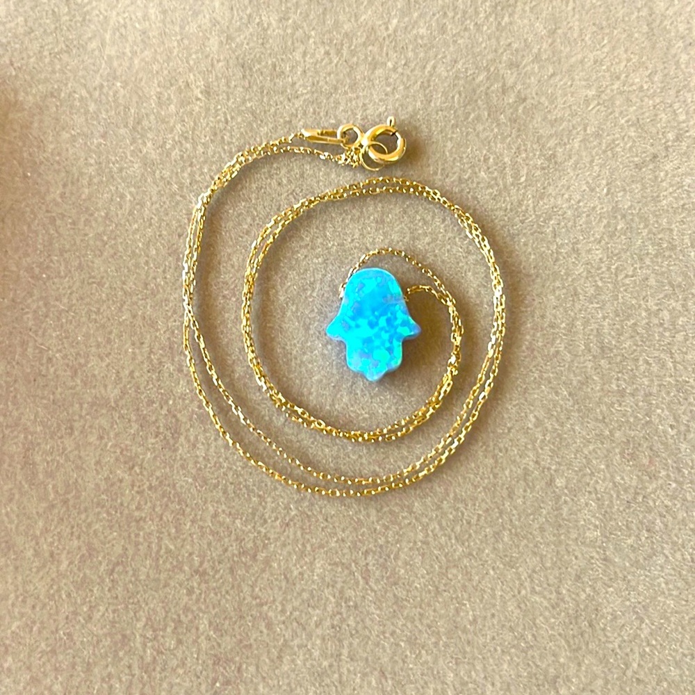 Beautiful Opal Hamsa hand 925 silver necklace